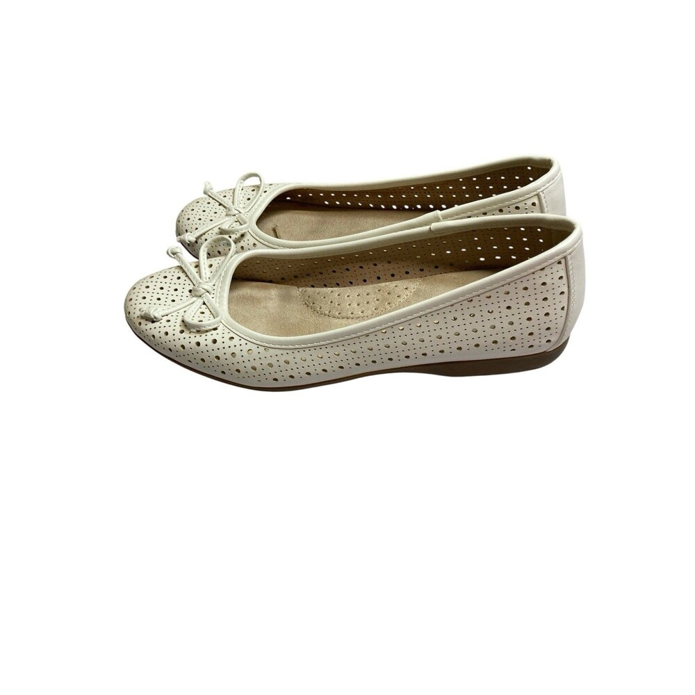 Cliffs By White Mountain Women 7 Cheryl Cushioned Ballet Flat White - Picture 4 of 5
